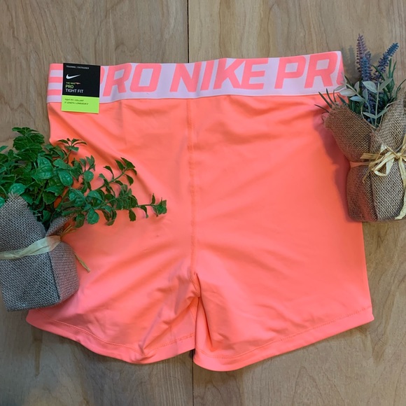 Nike Pro 5” crossover compression shorts women’s - Picture 4 of 4